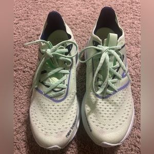 New Balance Super Comp Trainer